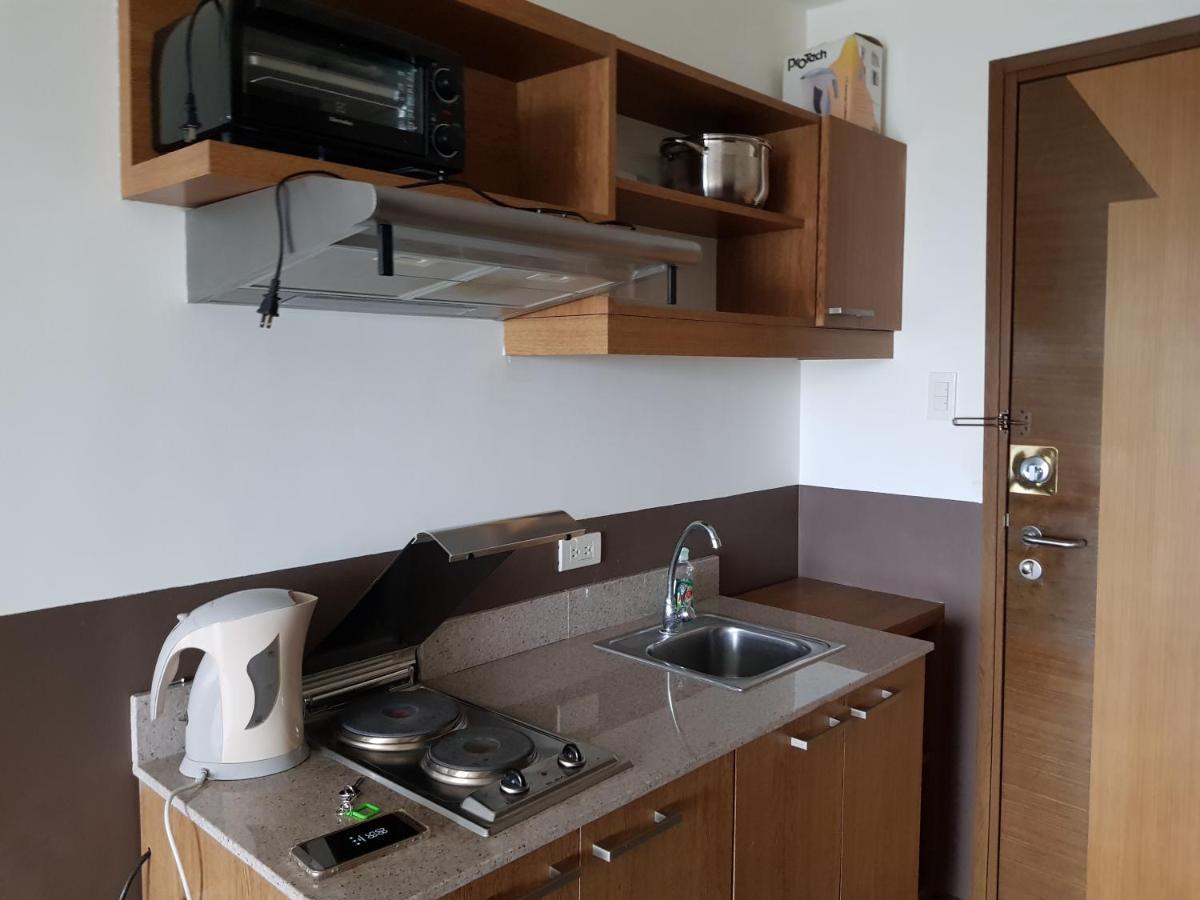 One Tagaytay Place Private Residences Tagaytay City Esterno foto