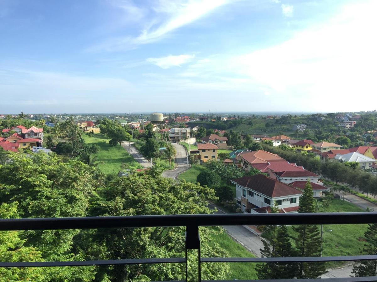 One Tagaytay Place Private Residences Tagaytay City Esterno foto