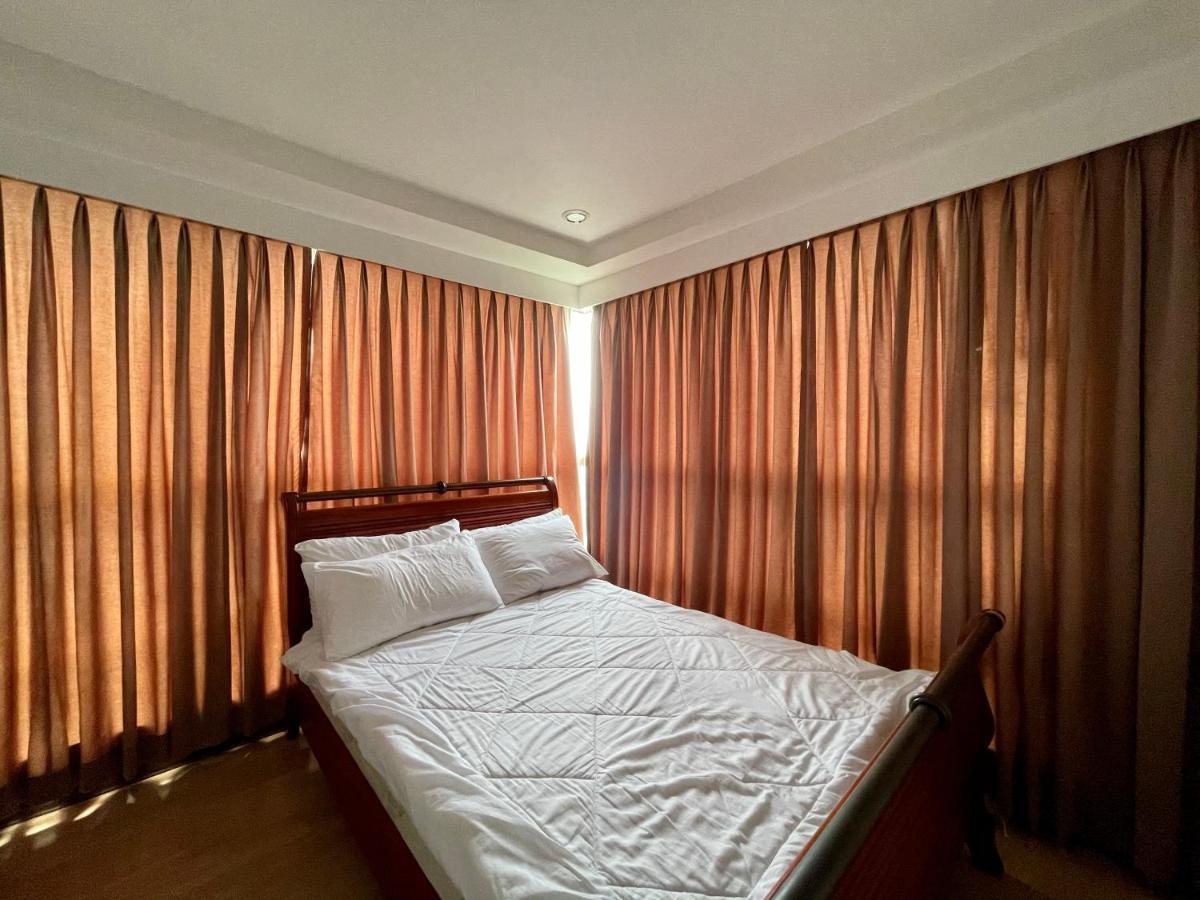 One Tagaytay Place Private Residences Tagaytay City Esterno foto