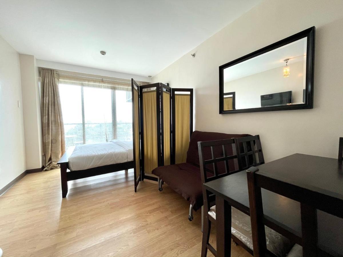 One Tagaytay Place Private Residences Tagaytay City Esterno foto