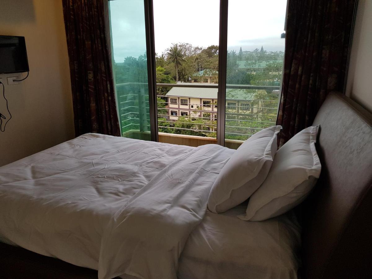 One Tagaytay Place Private Residences Tagaytay City Esterno foto
