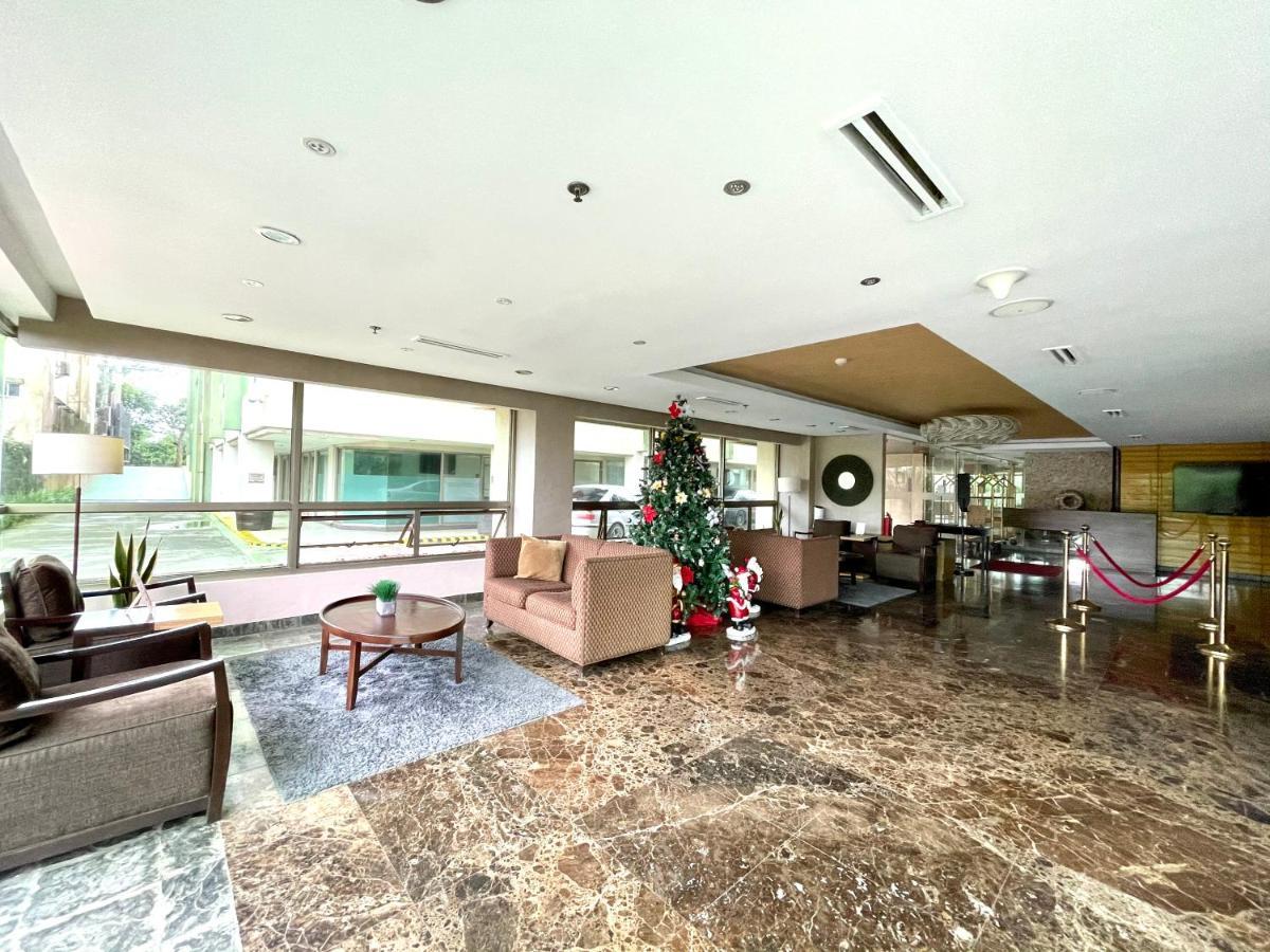 One Tagaytay Place Private Residences Tagaytay City Esterno foto