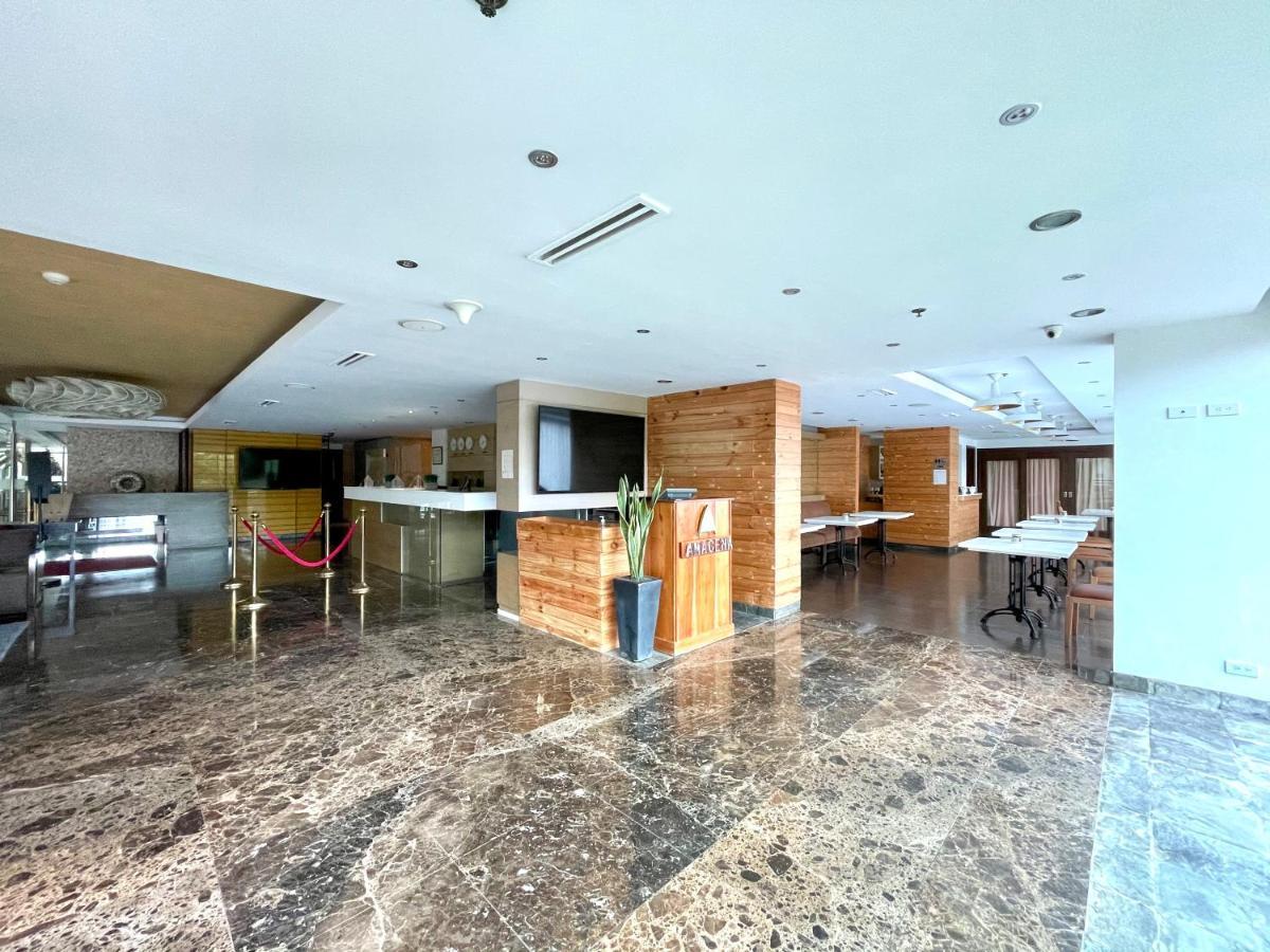 One Tagaytay Place Private Residences Tagaytay City Esterno foto