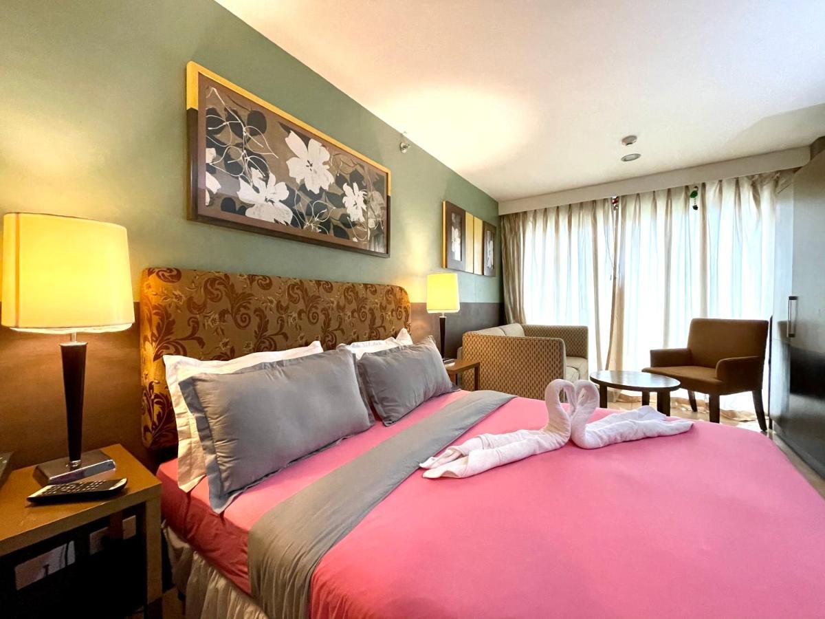 One Tagaytay Place Private Residences Tagaytay City Esterno foto