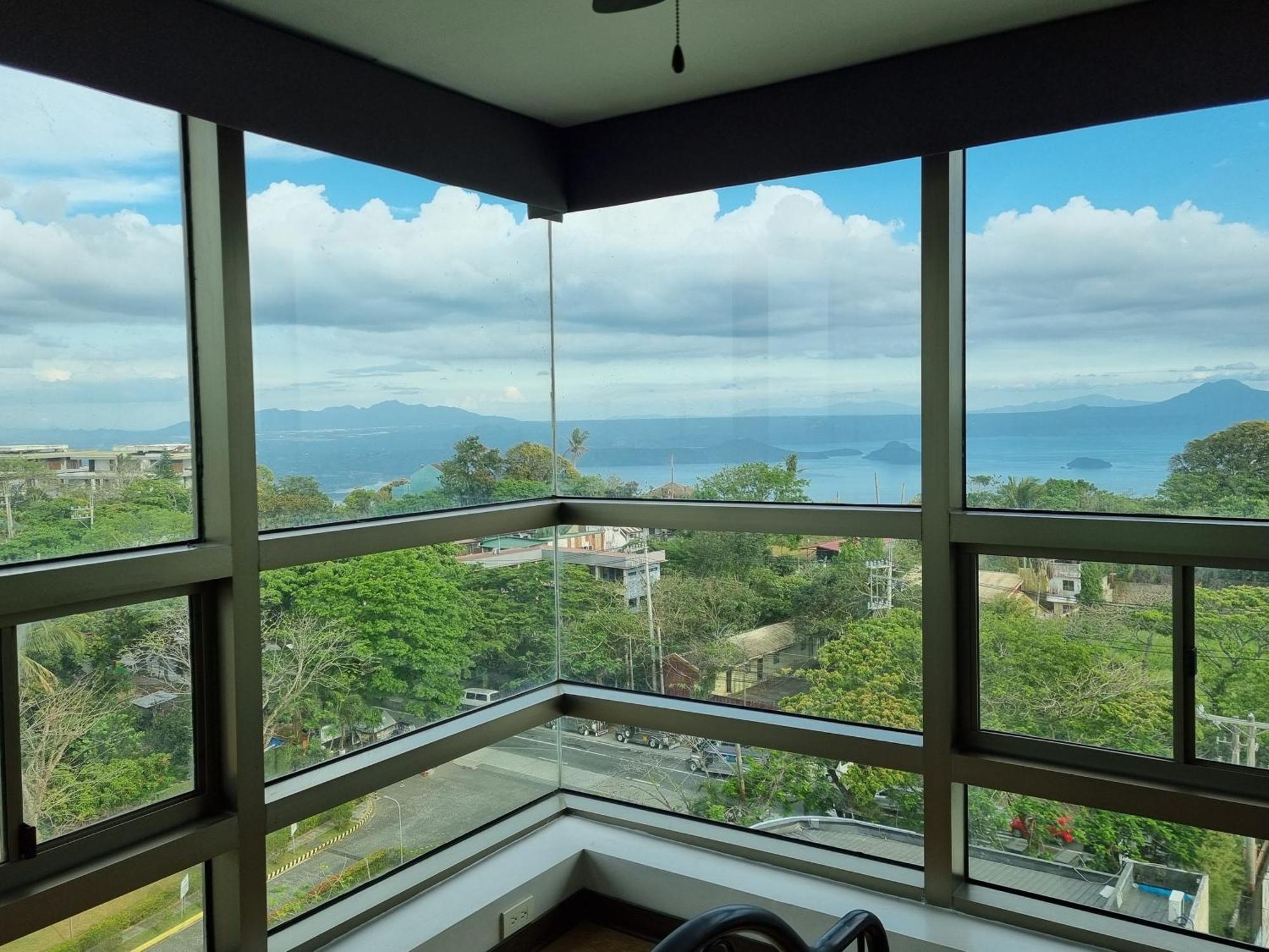 One Tagaytay Place Private Residences Tagaytay City Esterno foto