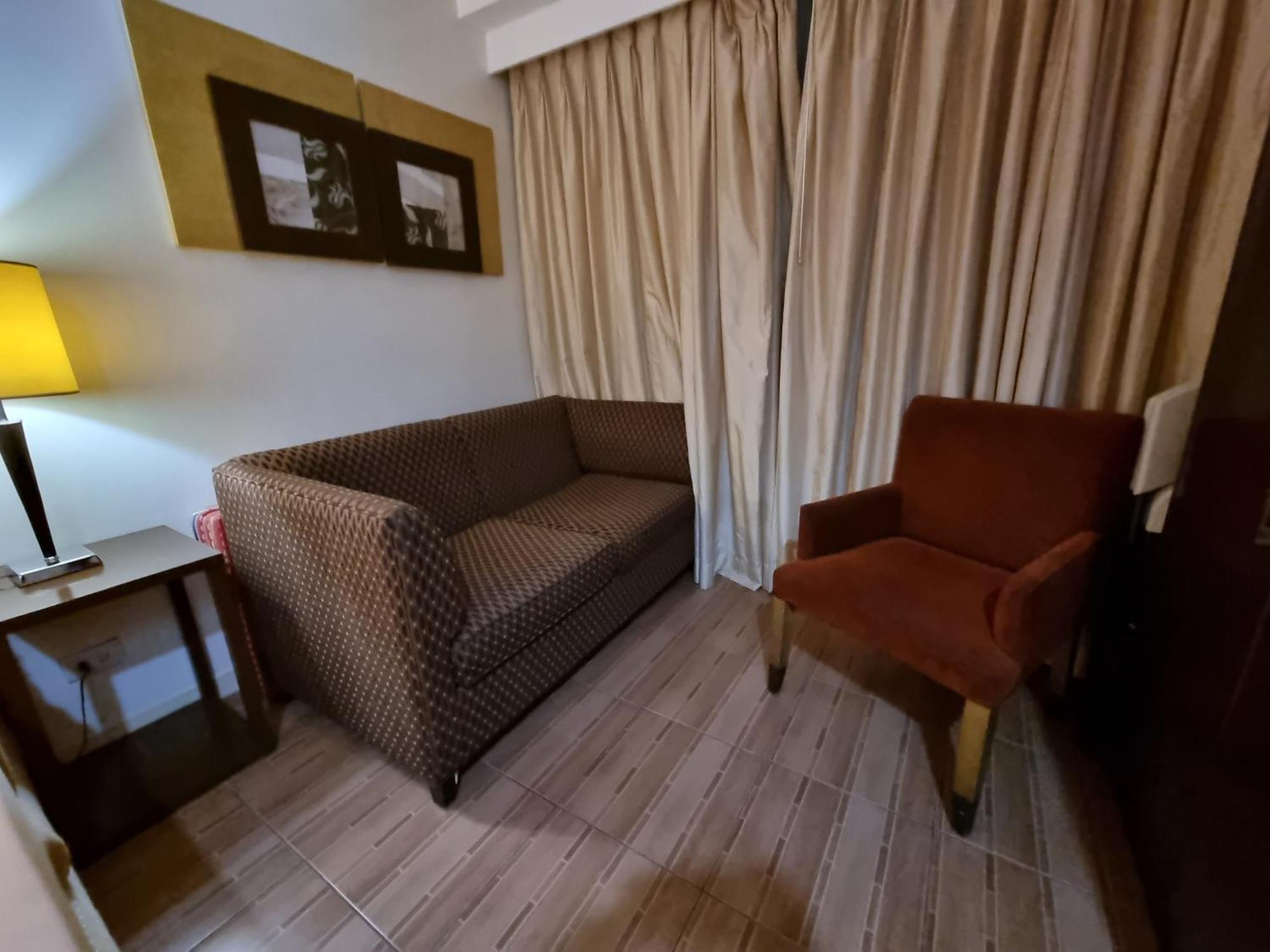 One Tagaytay Place Private Residences Tagaytay City Esterno foto