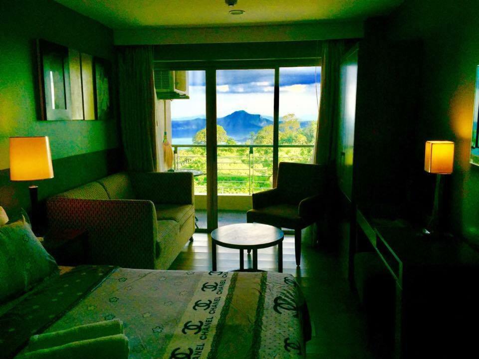 One Tagaytay Place Private Residences Tagaytay City Esterno foto